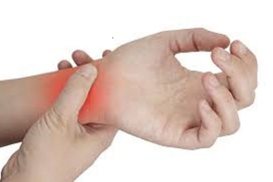 Read more about the article Karpal tünel sendromu  ağrısını yok eden doğal karışım